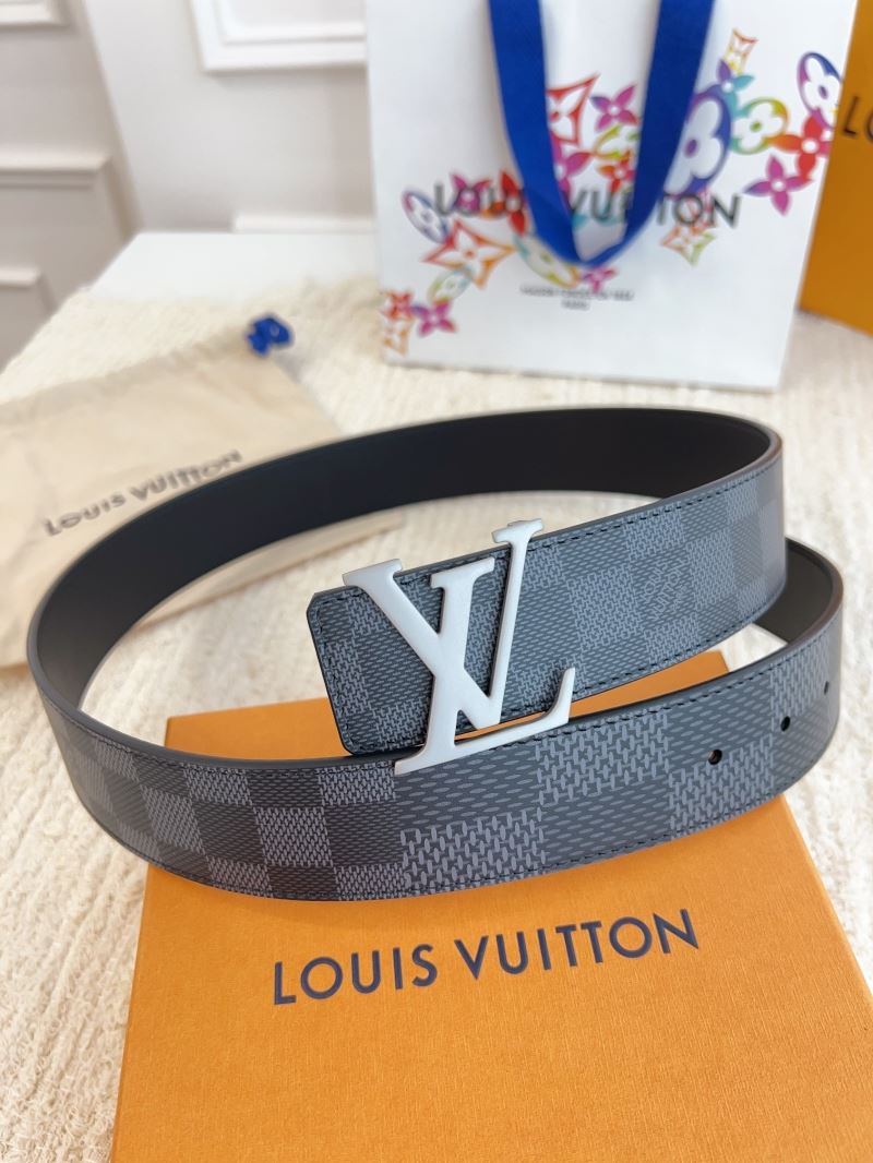 l0vis Vvtt0n belts